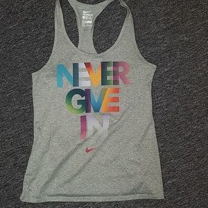 Nike tank top size small, dry fit. EUC